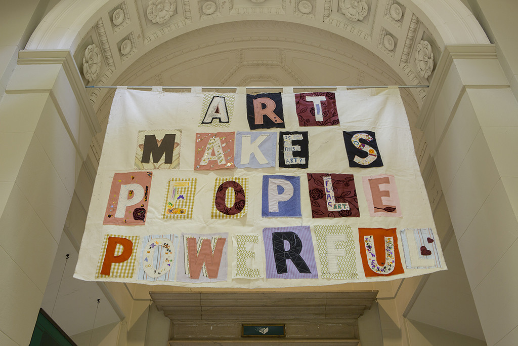 Bob and Roberta Smith, Art Makes People Powerful, 2013. Courtesy the artist and Pierogi Gallery.